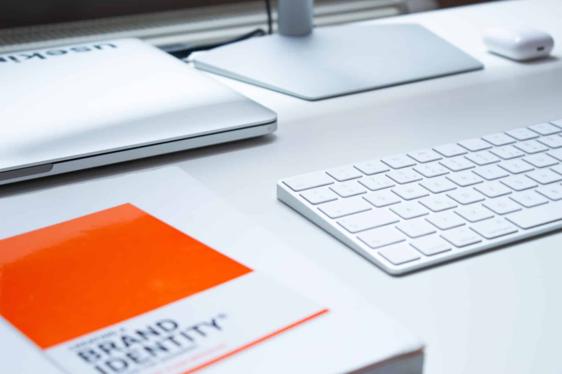 Brand Image Ihr Brand Image ist ein wichtiger Teil Ihrer Identität und ein Schlüssel zum Erfolg. Wir helfen Ihnen, eine starke und einprägsame Marke aufzubauen, die Ihre Kunden anspricht und Ihre Werte widerspiegelt.